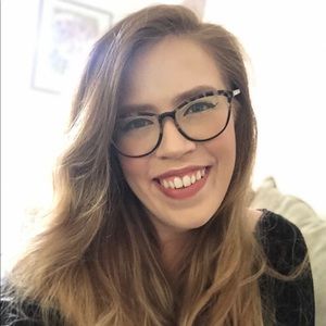 Meet your Posher, Kaela